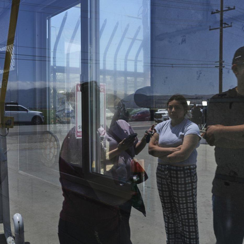 Appeals court keeps order blocking Trump administration from indiscriminate immigration sweeps